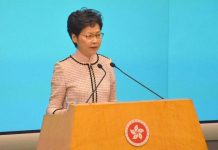 林鄭憂暴力升級 籲放歧見尋出路