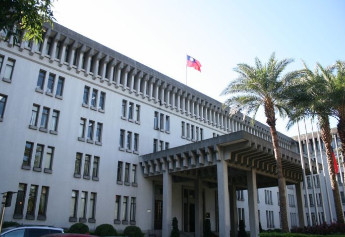 中美洲議會通過排台納中案。